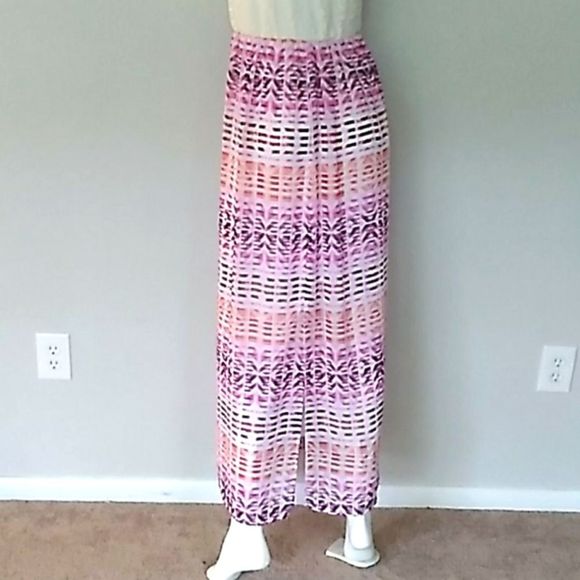 Lily Rose Multicolor Sleeveless Maxi Dress. - Picture 7 of 11
